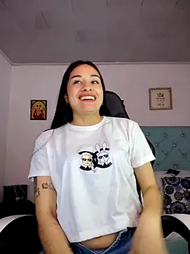 Snapshot of Marce0 chatting on November 2025 08:51:01 PM Marce0 online show from November 2025 08:51:01 PM