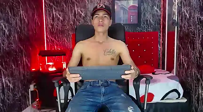 Dylan Milk online show from January 2025 08:22:02 PM