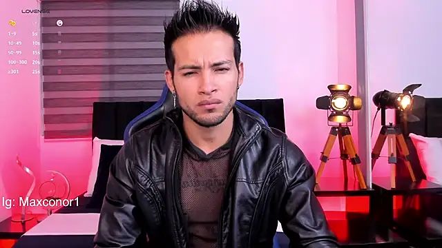 Max Conor1 online show from March 2025 10:59:02 AM