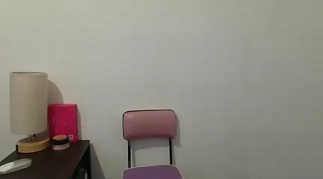 Snapshot of MirandaLatinaLovely chatting on March 2025 06:19:01 PM MirandaLatinaLovely online show from March 2025 06:19:01 PM