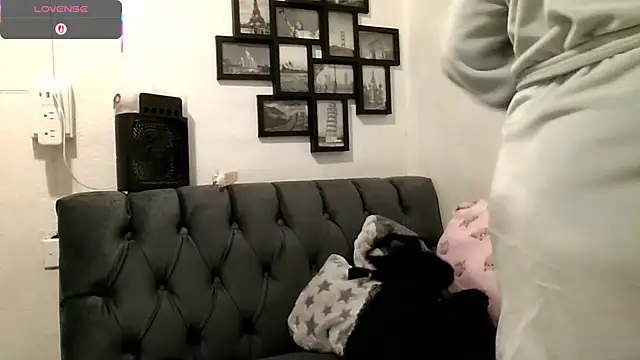 Snapshot of MirandaLatinaLovely chatting on September 2025 03:01:02 PM MirandaLatinaLovely online show from September 2025 03:01:02 PM