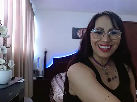 AloLovely  online show from April 2026 09:26:01 PM