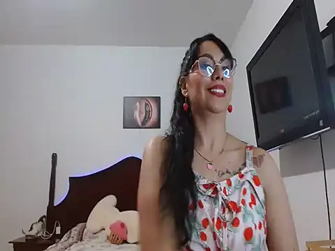Snapshot of AloLovely_ chatting on May 2026 01:55:01 AM AloLovely online show from May 2026 01:55:01 AM