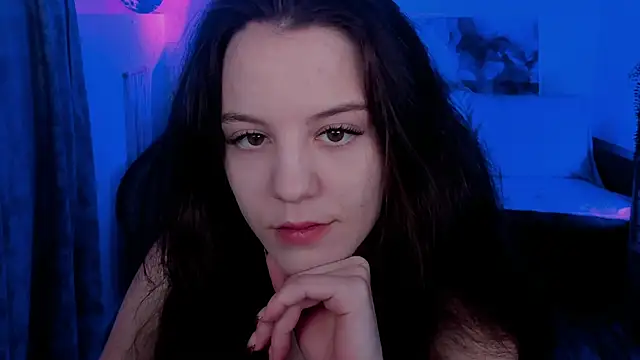 MilaStoyne online show from November 2025 07:20:02 AM