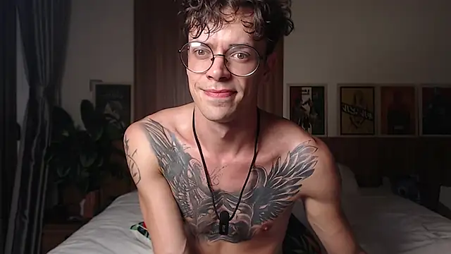 Snapshot of William_Henry_ chatting on May 2026 04:15:01 PM William Henry online show from May 2026 04:15:01 PM