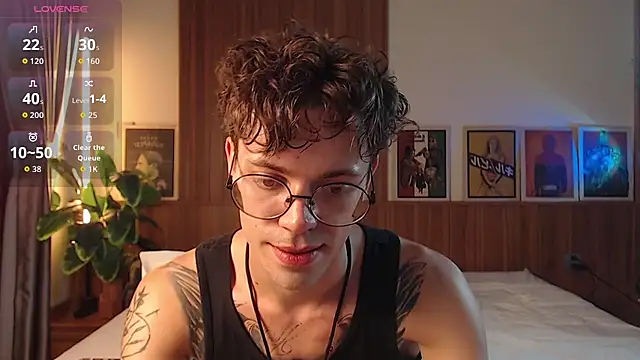 Snapshot of William_Henry_ chatting on May 2026 01:51:02 PM William Henry online show from May 2026 01:51:02 PM