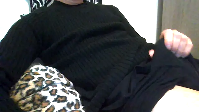 tommyboyteen online show from February 2025 04:58:02 PM