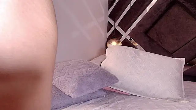 sara lopee1 online show from October 2025 12:06:01 PM