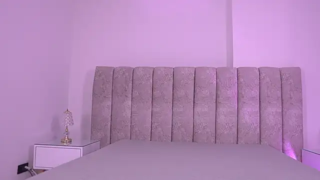 sara lopee1 online show from November 2025 11:54:02 AM