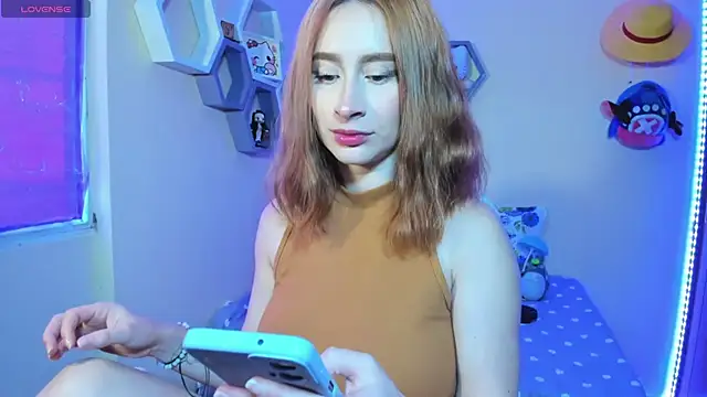 chloe rockss  online show from February 2025 06:38:01 PM