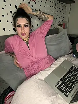 tempzzz12 online show from April 2026 07:06:01 PM