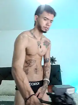 Snapshot of Niick01_ chatting on March 2025 02:51:02 PM Niick01 online show from March 2025 02:51:02 PM