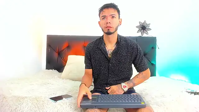 Snapshot of Niick01_ chatting on March 2025 11:53:01 AM Niick01 online show from March 2025 11:53:01 AM