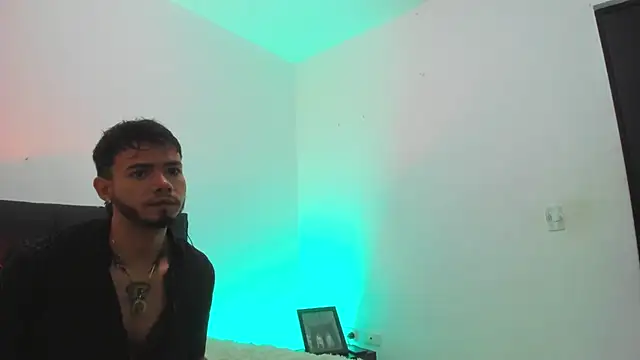 Snapshot of Niick01_ chatting on March 2025 02:56:01 PM Niick01 online show from March 2025 02:56:01 PM