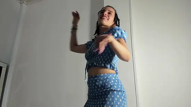 Annyrosee online show from March 2025 09:26:02 PM