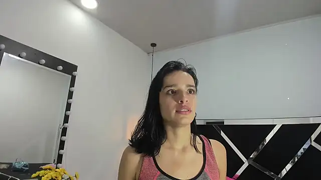 Annyrosee online show from March 2025 08:30:01 PM