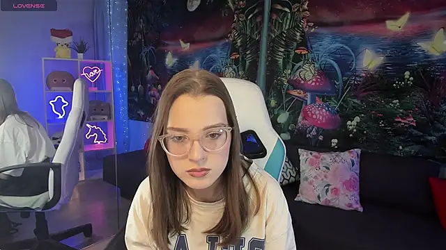 Snapshot of kaisajenner chatting on February 2025 10:21:02 PM kaisajenner online show from February 2025 10:21:02 PM