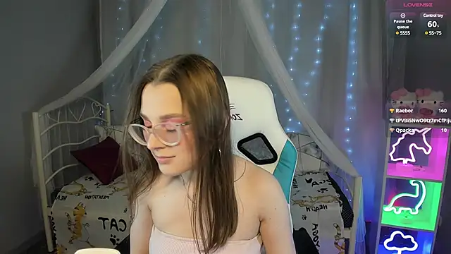 Snapshot of kaisajenner chatting on February 2025 01:15:01 AM kaisajenner online show from February 2025 01:15:01 AM