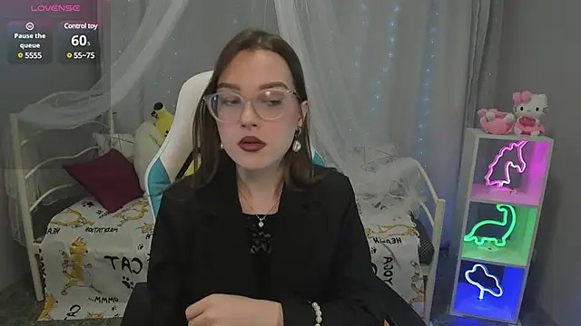 Snapshot of kaisajenner chatting on March 2025 06:45:02 PM kaisajenner online show from March 2025 06:45:02 PM