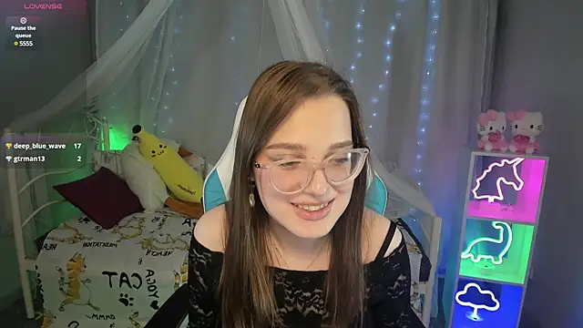 Snapshot of kaisajenner chatting on March 2025 03:57:02 AM kaisajenner online show from March 2025 03:57:02 AM