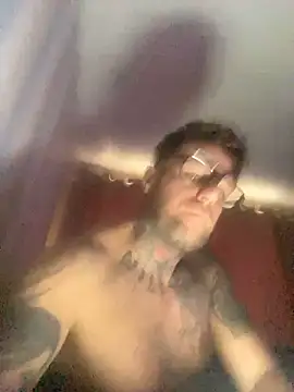 Jamesdeanmcqueen online show from November 2025 03:13:02 PM