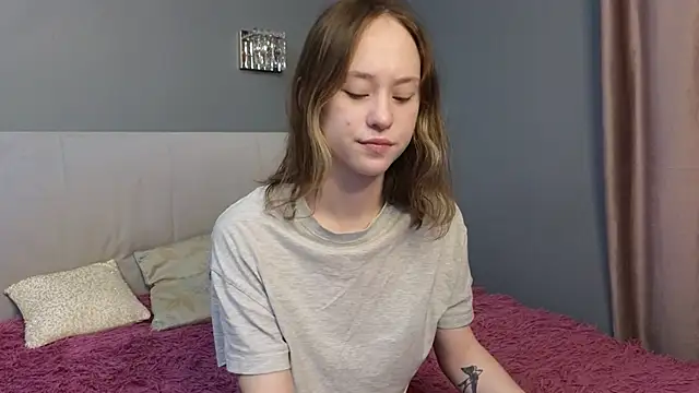 PetulaGee online show from February 2025 07:23:01 AM