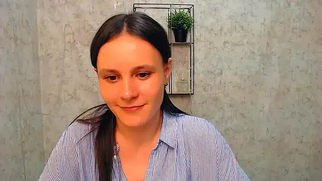 Snapshot of ValeriaHeart_ chatting on February 2025 06:48:02 PM ValeriaHeart online show from February 2025 06:48:02 PM