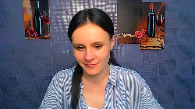 Snapshot of ValeriaHeart_ chatting on March 2025 04:44:02 PM ValeriaHeart online show from March 2025 04:44:02 PM