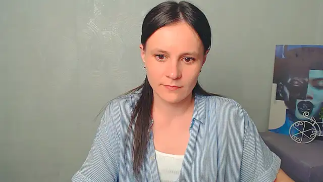Snapshot of ValeriaHeart_ chatting on March 2025 02:25:02 PM ValeriaHeart online show from March 2025 02:25:02 PM