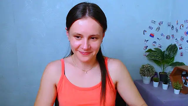 ValeriaHeart  online show from December 2025 09:31:02 PM