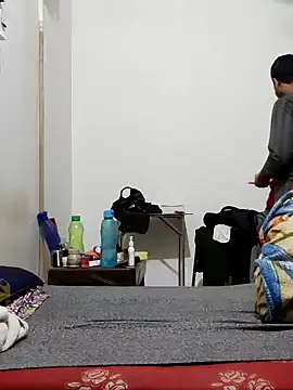 Hot funky boy online show from February 2025 01:08:01 PM