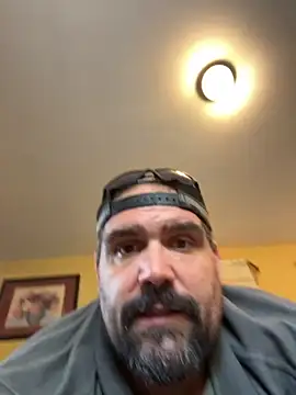 Snapshot of bigdaddy90337 chatting on October 2025 09:42:01 PM bigdaddy90337 online show from October 2025 09:42:01 PM