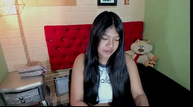 ScarletKray online show from February 2025 10:43:02 AM