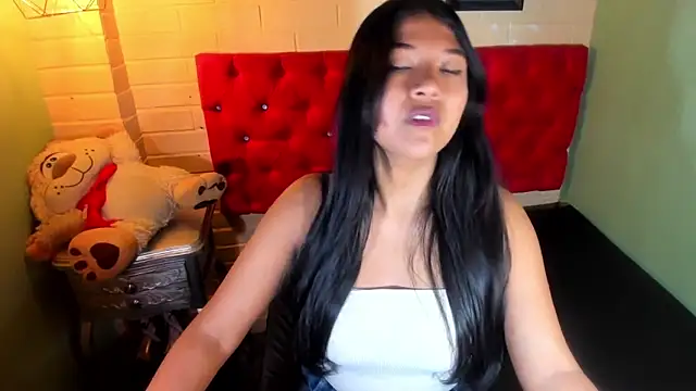 ScarletKray online show from March 2025 06:41:02 PM