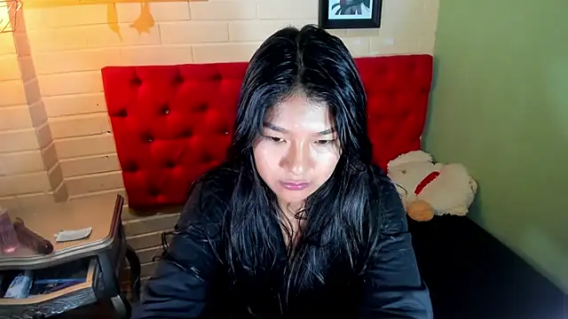 ScarletKray online show from March 2025 02:23:02 PM