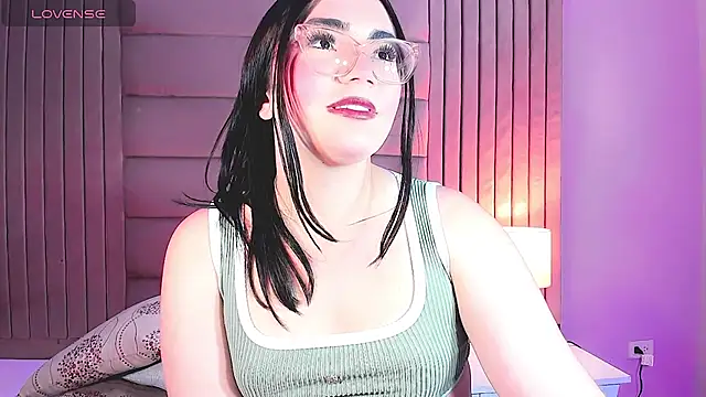 Dalis Hills online show from April 2026 04:37:02 AM