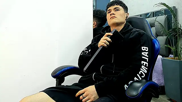 Snapshot of roan_birkin chatting on September 2025 09:20:01 PM roan birkin online show from September 2025 09:20:01 PM