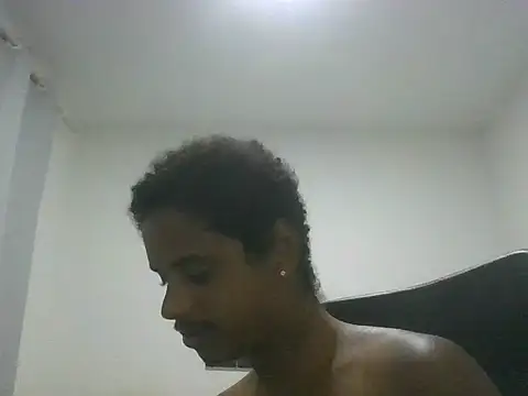 Snapshot of ONegodoce25 chatting on May 2026 11:46:02 PM ONegodoce25 online show from May 2026 11:46:02 PM