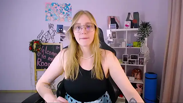 VeronicaAndersen online show from February 2025 09:49:01 AM