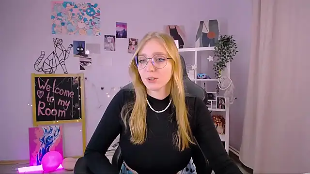 VeronicaAndersen online show from February 2025 03:27:01 PM