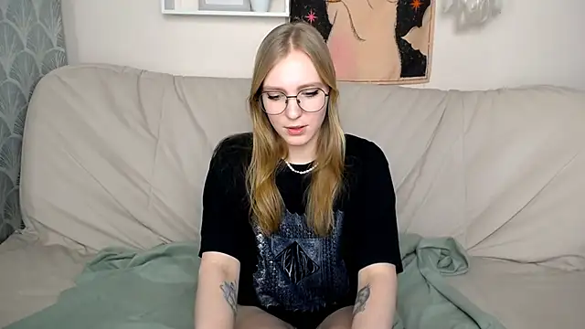 VeronicaAndersen online show from February 2025 06:40:01 AM