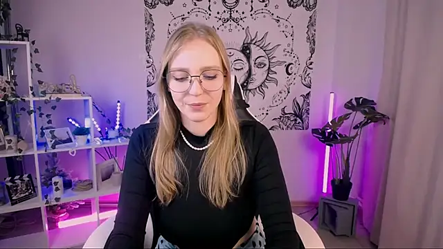 VeronicaAndersen online show from February 2025 08:19:02 PM