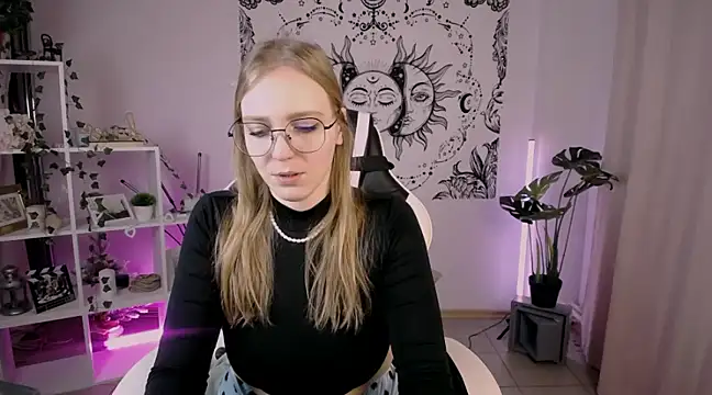 VeronicaAndersen online show from February 2025 05:26:01 PM