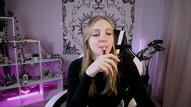VeronicaAndersen online show from March 2025 09:01:01 PM