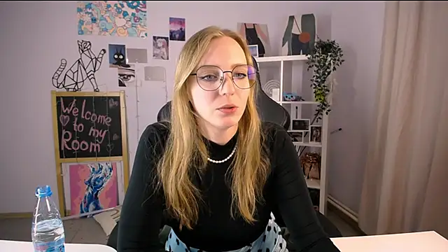 VeronicaAndersen online show from March 2025 05:43:02 PM