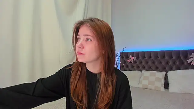 Ella Mayers online show from February 2025 09:12:01 PM