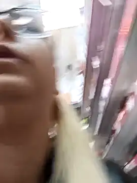 Mia RainX online show from April 2026 02:17:02 PM