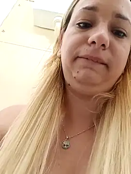 Mia RainX online show from April 2026 12:09:02 PM