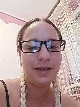 Mia RainX online show from June 2026 01:43:01 PM