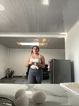 Arianna Fioree online show from February 2026 06:14:01 PM